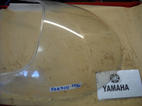 PLEXIGLASS YAMAHA FZR 750 85-90