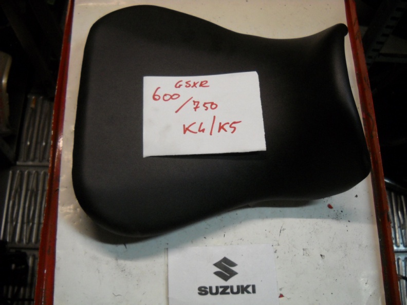 SELLA SUZUKI GSXR 600/750 K4-K5