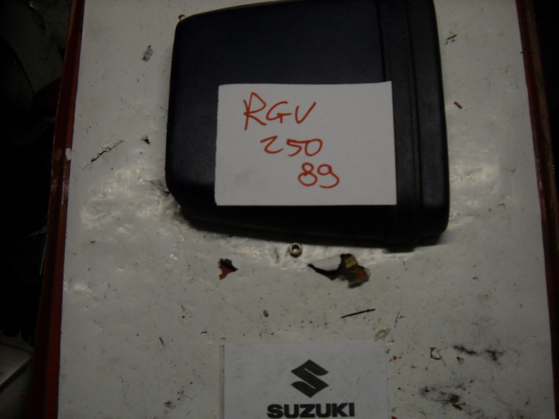 SELLA SUZUKI RGV 250 '89
