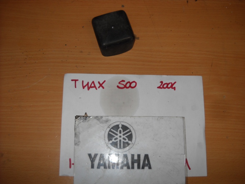 PLASTICA CARENA  YAMAHA YP T-MAX 500 01-03